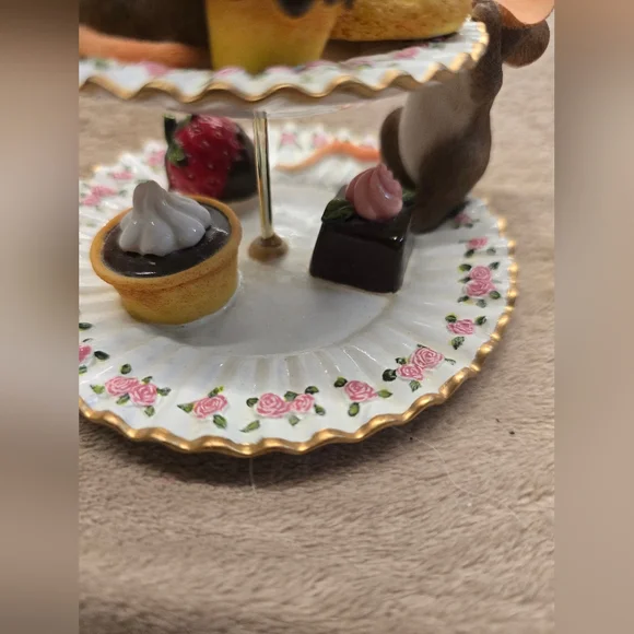 Charming Tails Calories Don't Count When You're With Friends figurine